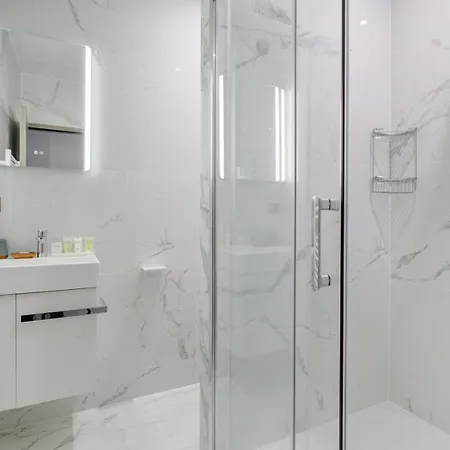 Bluestay 290 - Superbe A 17 * Paris